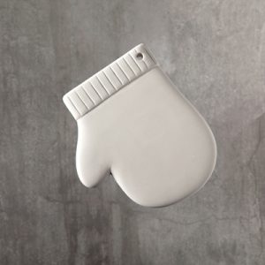 MITTEN ORNAMENT