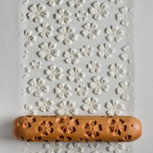 Spring Beauty Big Hand Roller