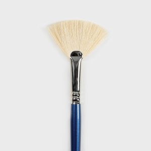 #8 Soft Fan Brush